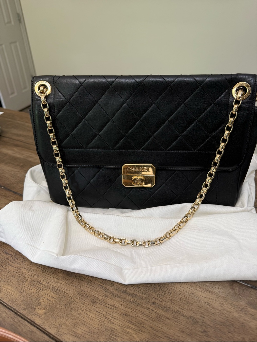 CHANEL Chic With Me Flap